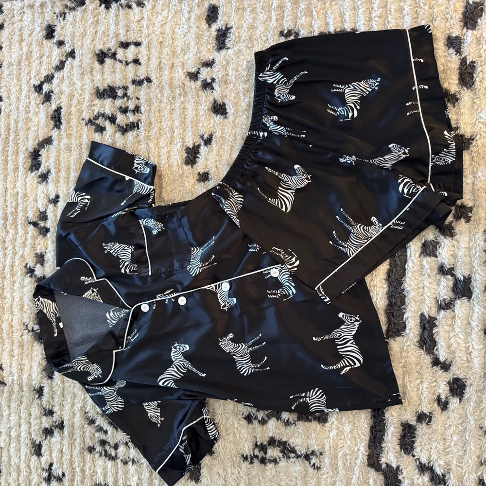 Black Zebra Sleep Set